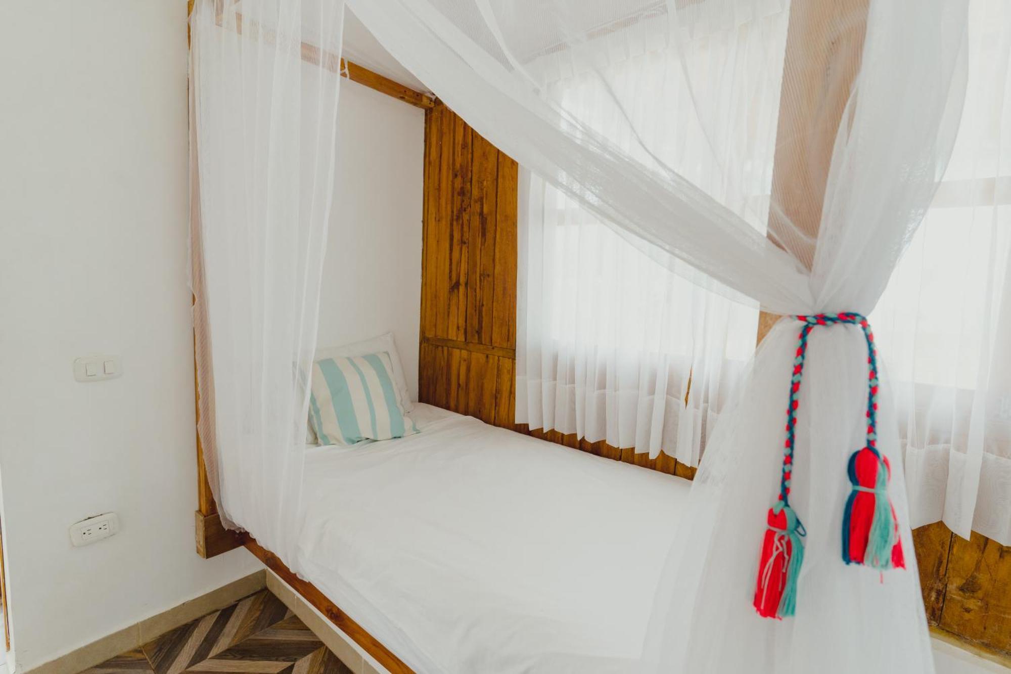 Uuttaaka Eco-Hotel 팔로미노 외부 사진