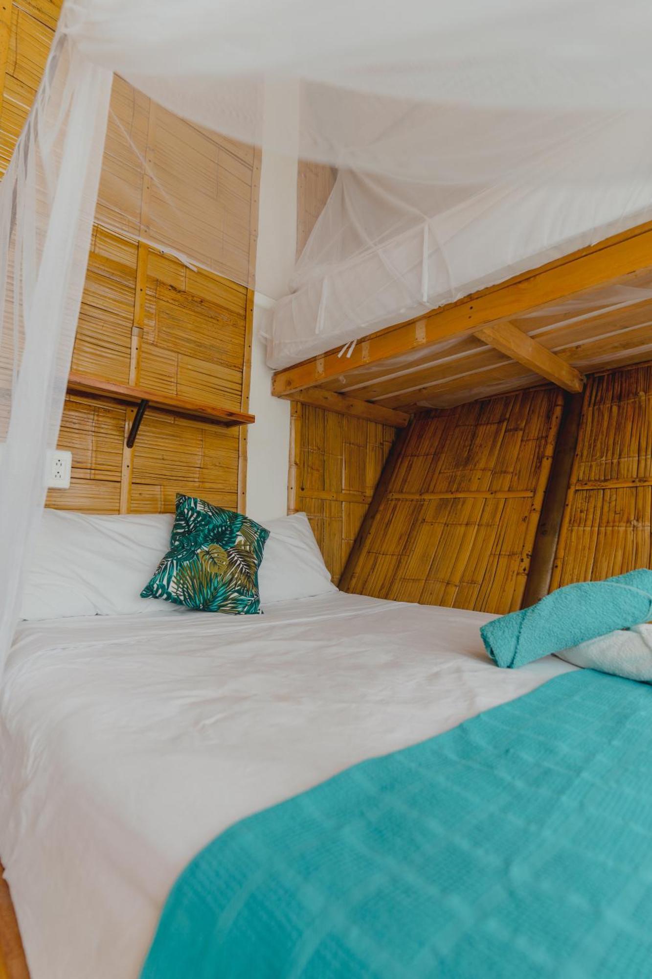 Uuttaaka Eco-Hotel 팔로미노 외부 사진
