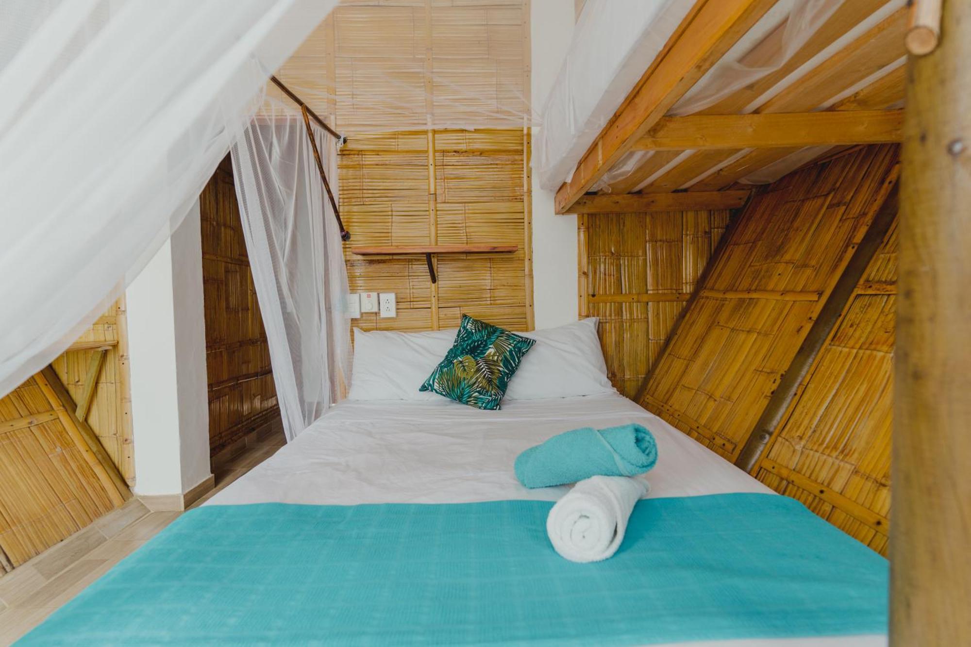 Uuttaaka Eco-Hotel 팔로미노 외부 사진