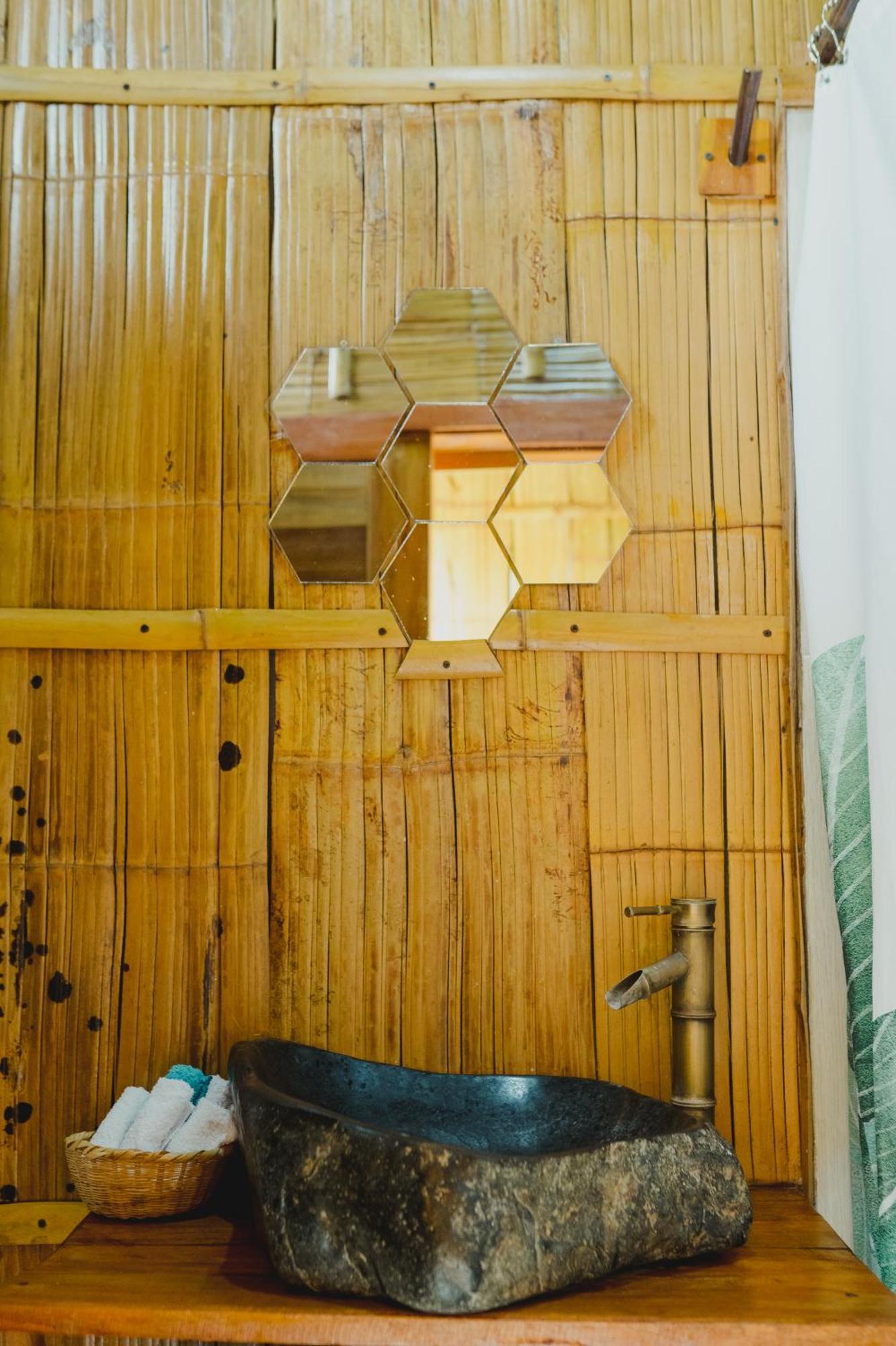 Uuttaaka Eco-Hotel 팔로미노 외부 사진